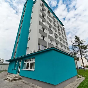 zkontrolujte dostupnost